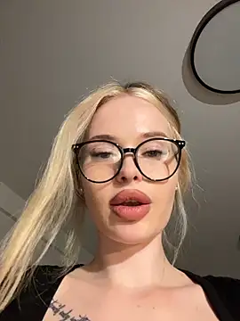 Vladamais Chat XXX in diretta