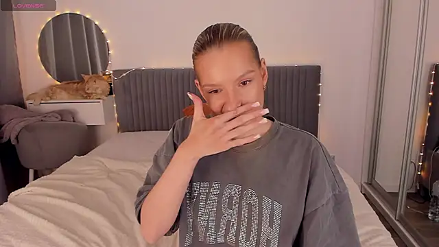 CassieRayss Live XXX-Chat