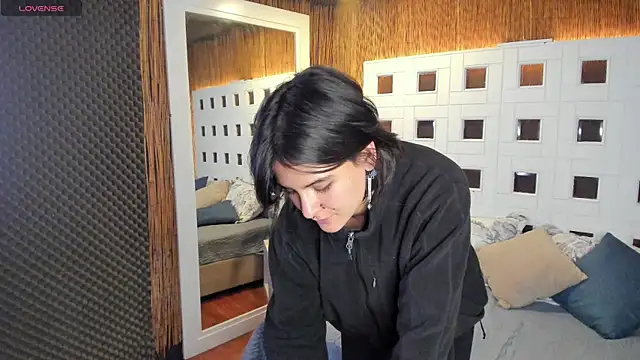 Chat +18 de freyaa__1 ao vivo