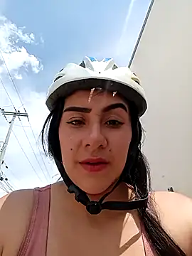 Czat XXX na żywo – CAROLINE__07