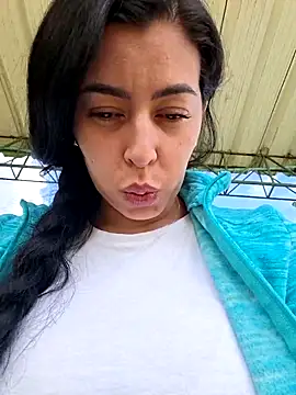 Luianna Live XXX-chat