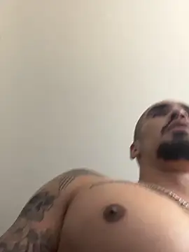 Slumlords Webcamshow