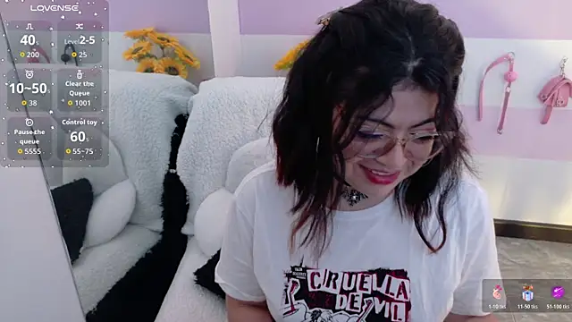 Chat XXX en directo de Catwhite_