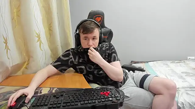 Chatroom XXX en direct de iliaskrislove