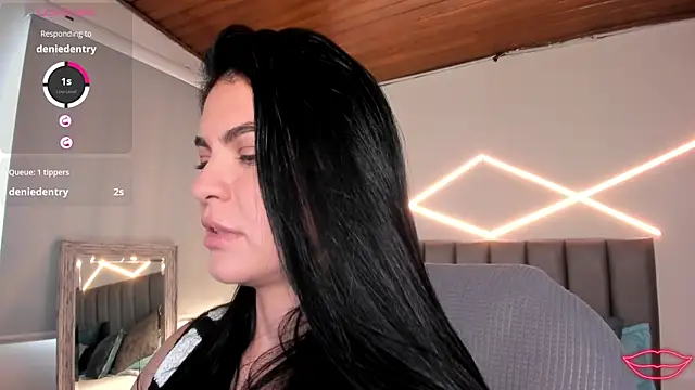 Онлайн чат XXX Veronicalanx1