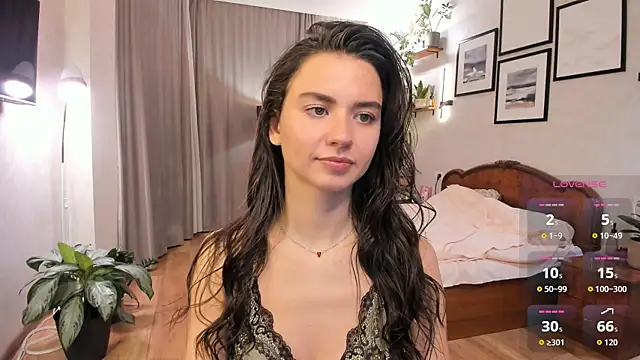 NicoleLuv 即時 XXX 聊天