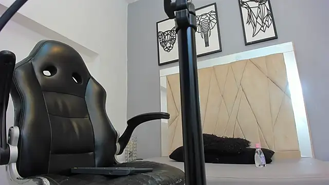 adams_bobby – Naživo XXX chat