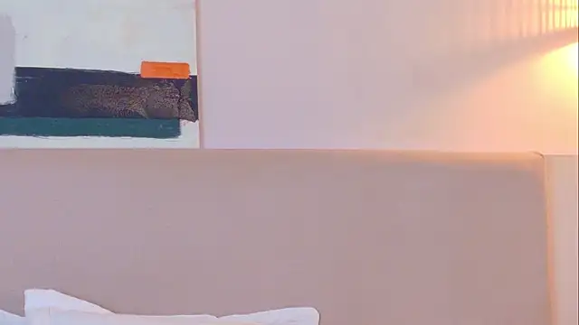 VioletBloomm's Webcam Show