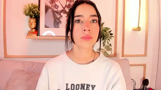 Chat XXX ao vivo de Nanami_