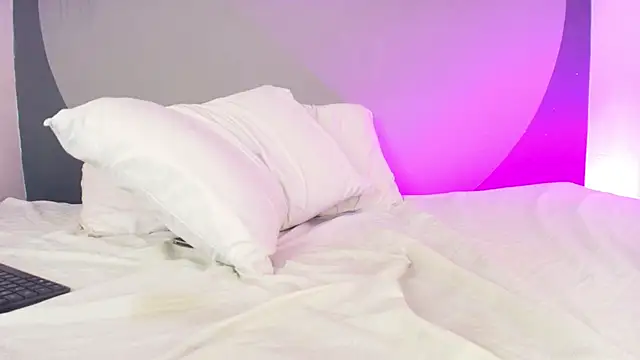 Chatroom XXX en direct de sarita_duque