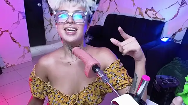 Rebeka-baker Adlı Modelin Canlı XXX Sohbeti