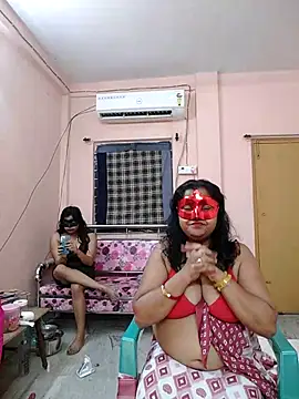 Naughty_Kayra 即時 XXX 聊天