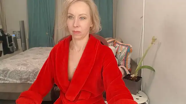 LuxuryNika Webcam Show