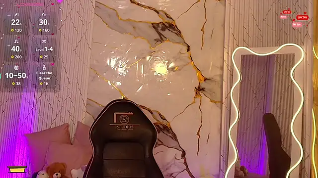 PEACHY_TAY live XXX chat