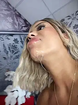 MystiqueXXX Show Webcam