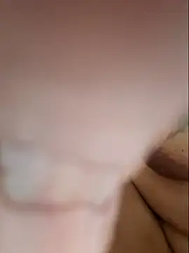 Pokazy przed kamerką – Big_Booty_Bonnie