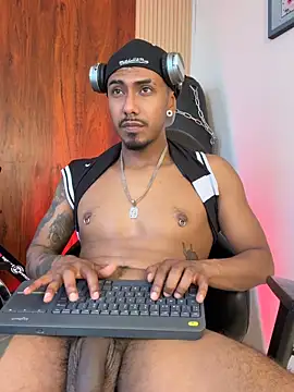 Latinmoster_boss 在線直播表演