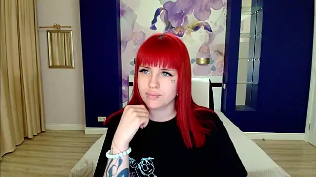 LuxSiren's Live XXX Chat