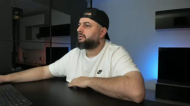 DravenPeak Live XXX-Chat