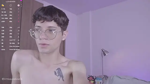 simonbane01 Adlı Modelin Canlı XXX Sohbeti