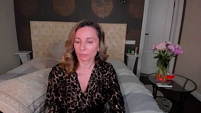 Chat +18 de AllisonWilliams ao vivo