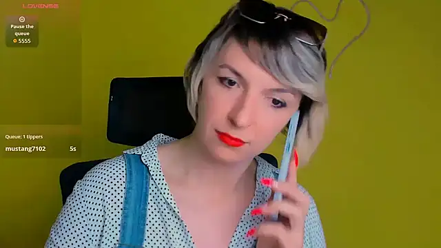 Lana_Foxyyn Live XXX chat