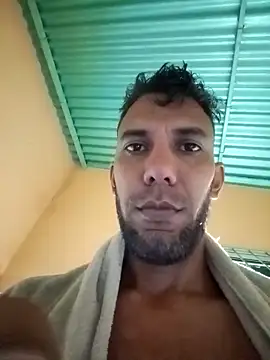 UnreadyChutzpan Live XXX chat