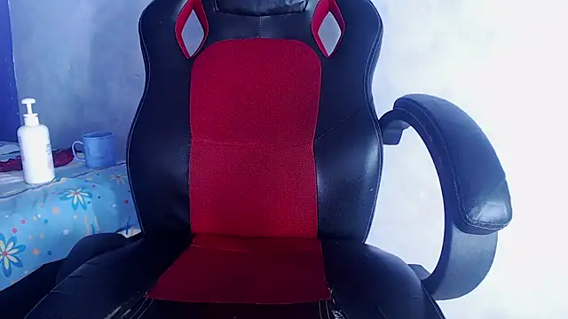 aimy_caicedocm Chat XXX in diretta