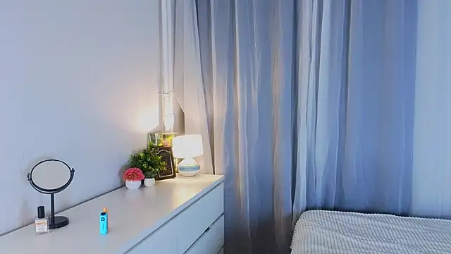 arina_waifu: онлайн-секс-чат