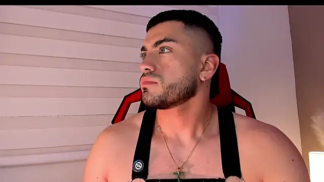 Alexander_Diazz's Webcam Show