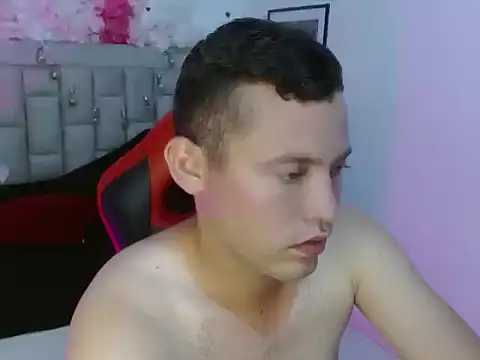 sven_fox723 webkamerás műsora