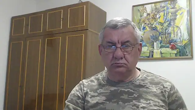 Show modela machomale3 na web-kameri