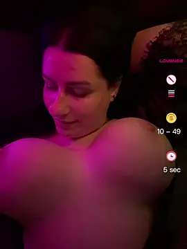 Evelinia live XXX chat