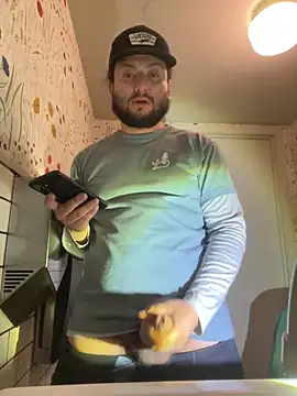 Show modela Juno-X69 na web-kameri