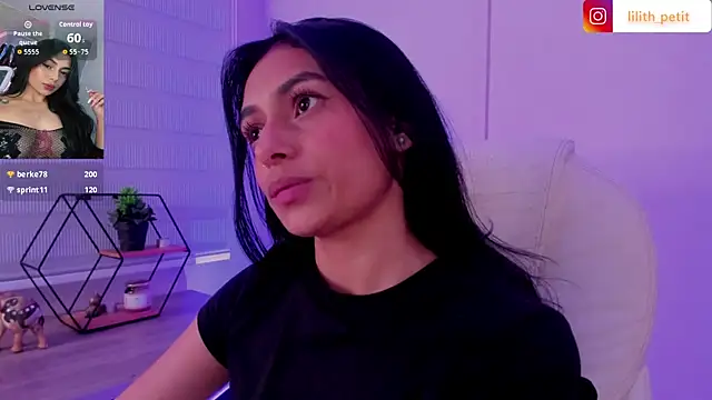 lilith_petit_'s Live XXX Chat