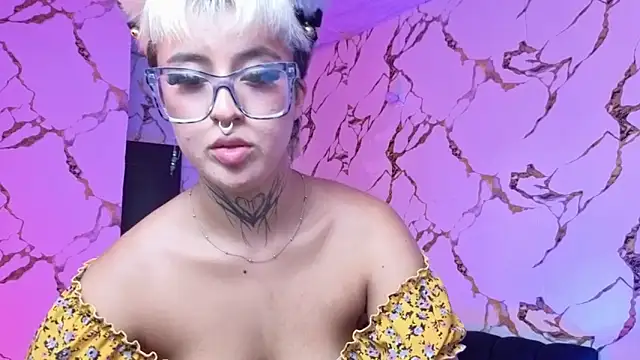 Rebeka-baker's Live XXX Chat