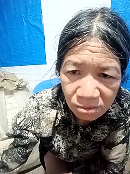 -Kana- 在線直播表演