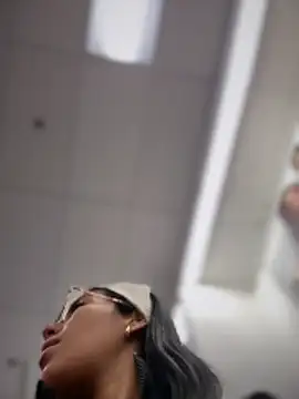 SheenaBrooke's Webcam Show