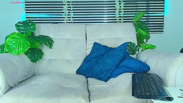 Chat +18 de ThiiagoSaeenz ao vivo