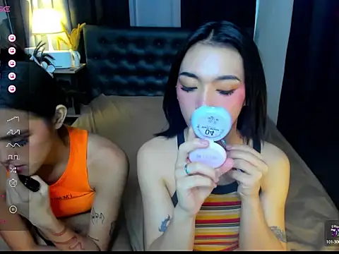 Онлайн чат XXX bellamoonlightX