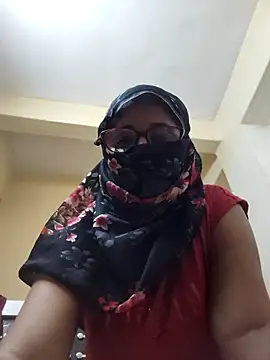 Noughty_Muse Pertunjukan Webcam