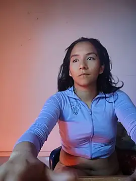 Lily_OwnsのライブXXXチャット