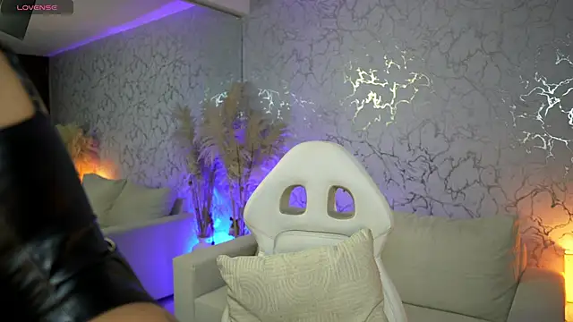 Yelena_Miller1 Live XXX-chat