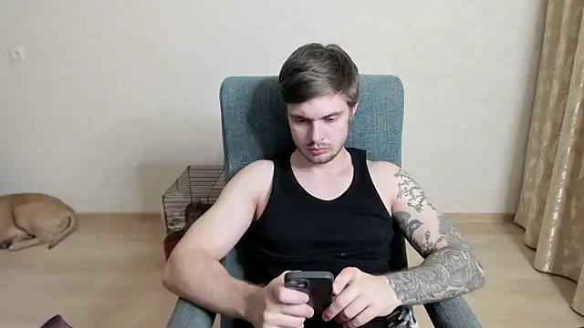 maks_wolfis' Webcam Show