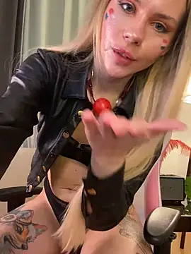 MistressMommyKate Pertunjukan Webcam