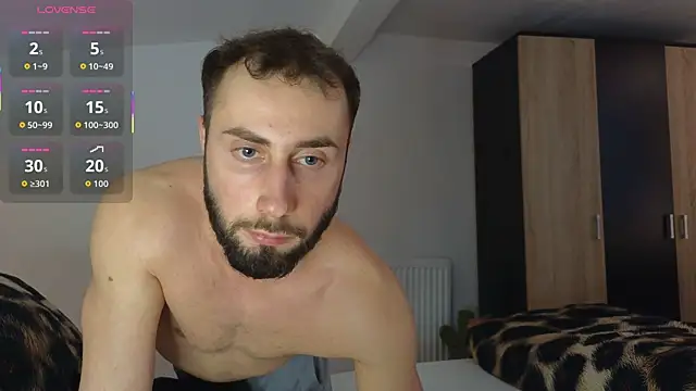 RyanStorm_ – Naživo XXX chat