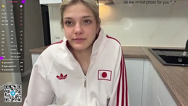 Chat XXX ao vivo de Carolini_i