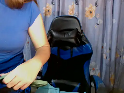 onlymaes_19 Pertunjukan Webcam