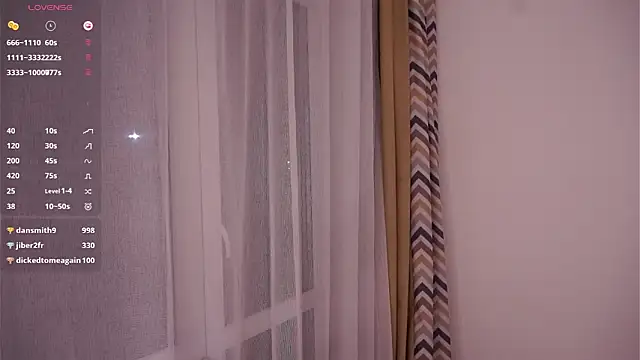 Živý XXX chat CleotildePiel