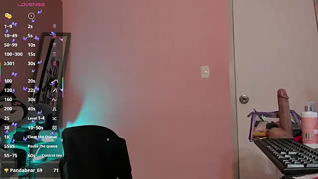 Acid_bounze Live XXX Chat